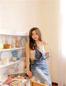 动漫美女性感/重生之扫墓